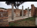 04620 ostia - regio i - insula xiv - domus di amore e psiche (i,xiv,5) - bli ri nordwesten - 09-2023.jpg